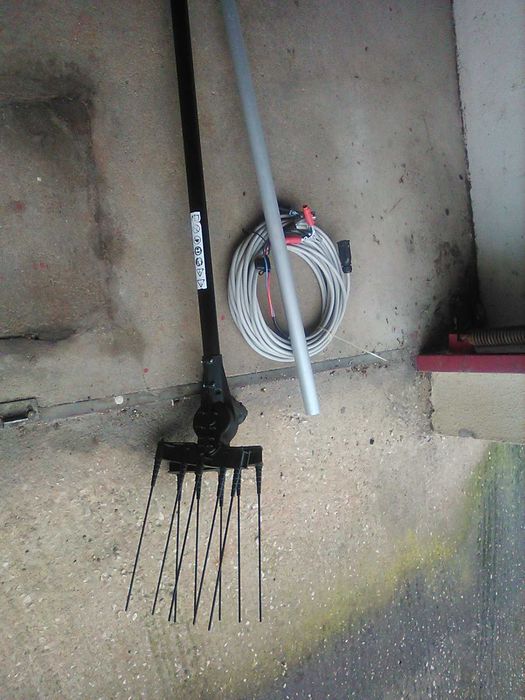 Varejador eléctrico de azeitona