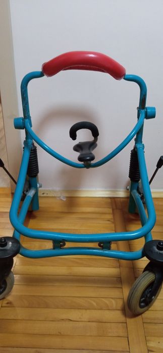 Ходунки для дітей