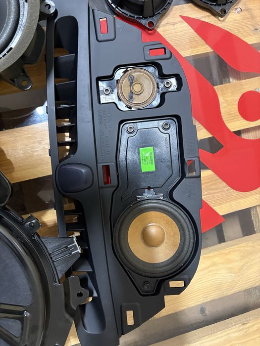 Volvo s60 III 19/24 glosniki harman kardon