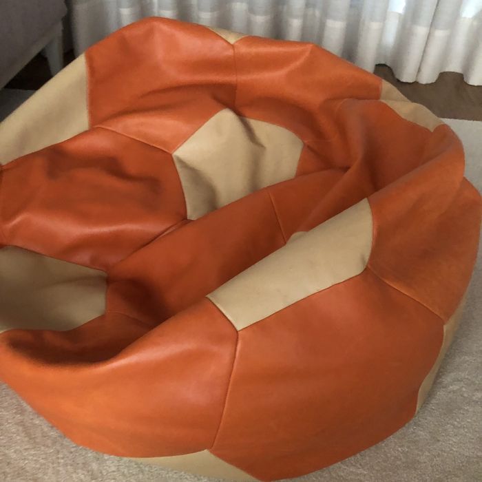 Puf de sala em pele  jenuina