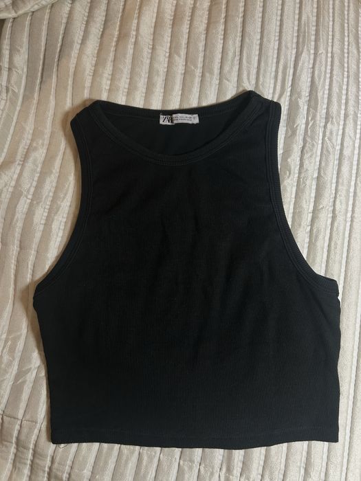 Top simples zara preto