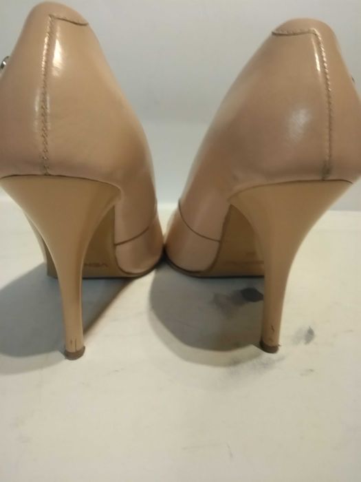 Szpilki Venezia 36 beżowe