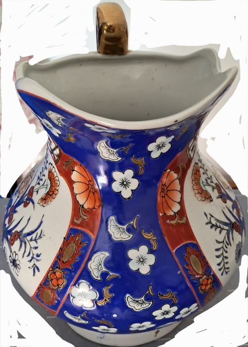 Jarro com prato do estilo IMARI