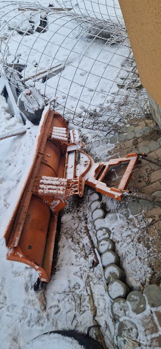 Pług do śniegu do terenówki quada jeepa vitara pajero