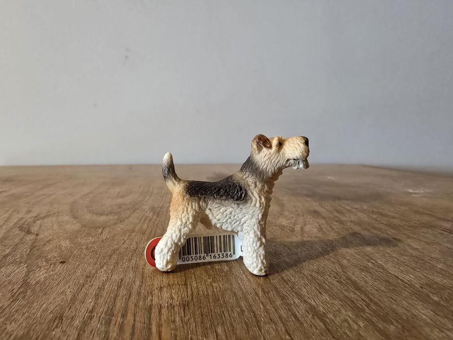 Schleich pies foxterrier figurka unikat model wycofany z 1995 r.