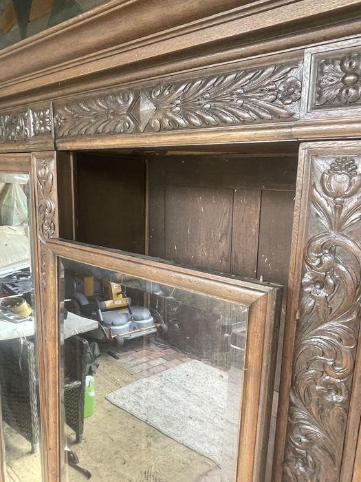 Szafa-biblioteczka zabytkowa