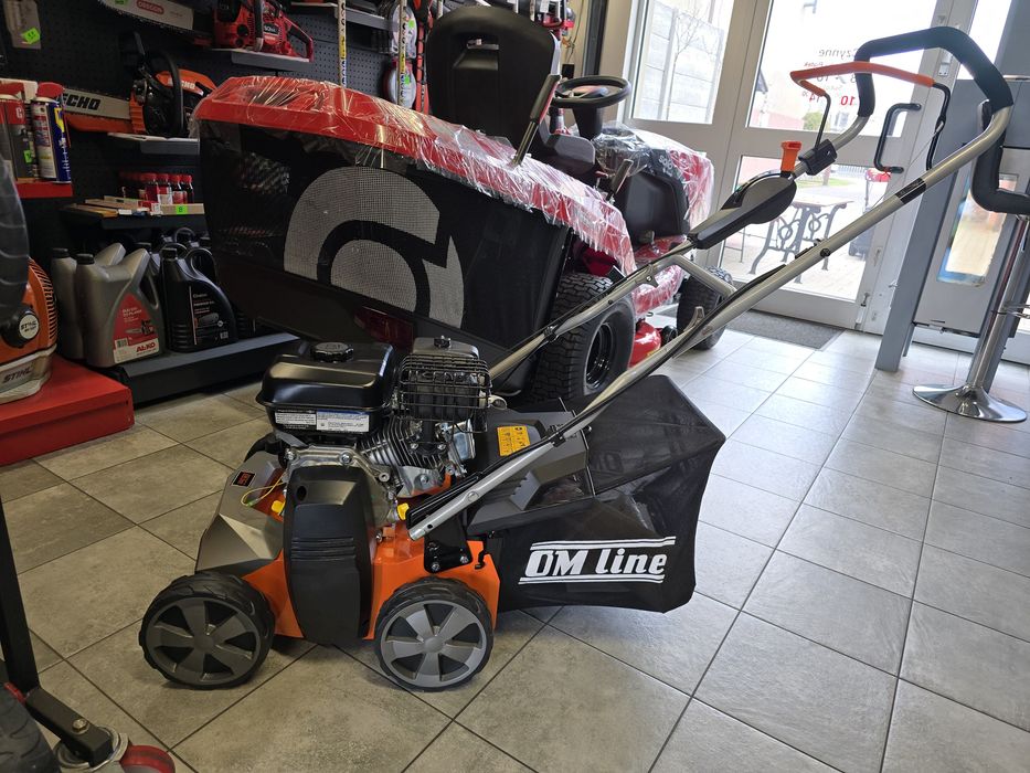 Wertykulator spalinowy Oleo-mac WE40B Briggs&Stratton