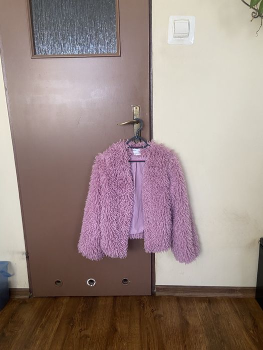 Różowe Futerko Bershka XS/S Viral Coquette Hit Jesień Zima