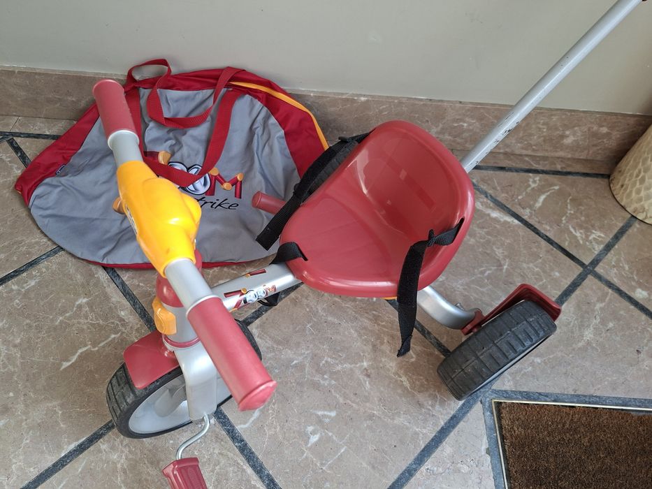 Triciclo bebé com saco de transporte