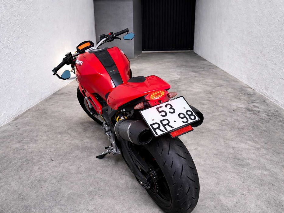 Ducati monster 696 - ano 2008