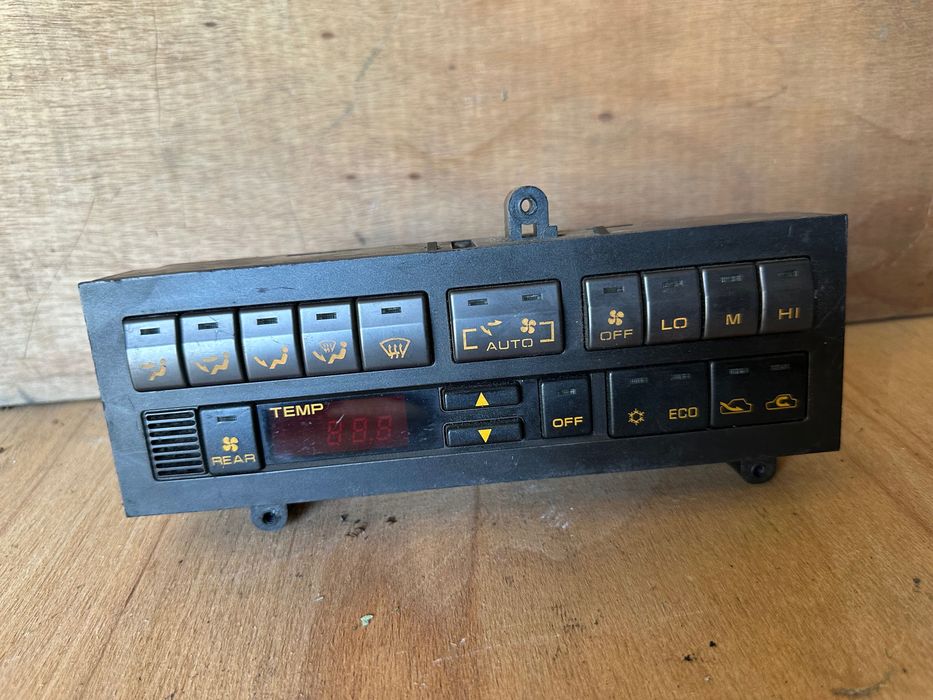 CLIMATRONIC MITSUBISHI PAGERO V20 MB657319