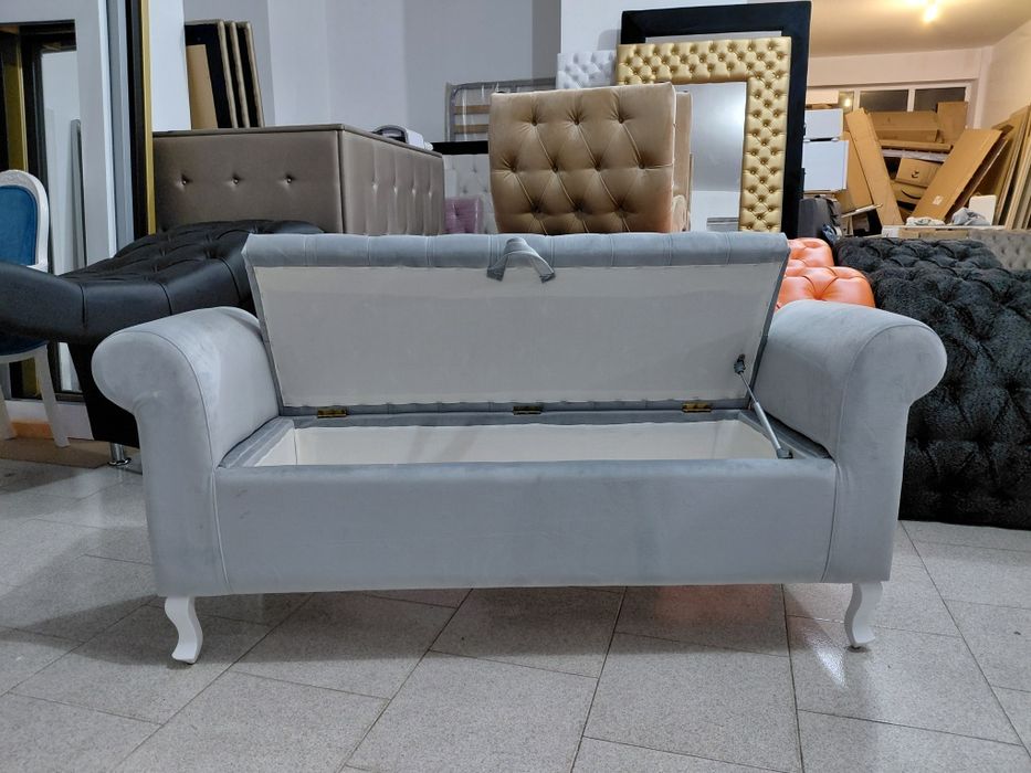 Banco com braços e baú, 150x45cm, faço em vais cores