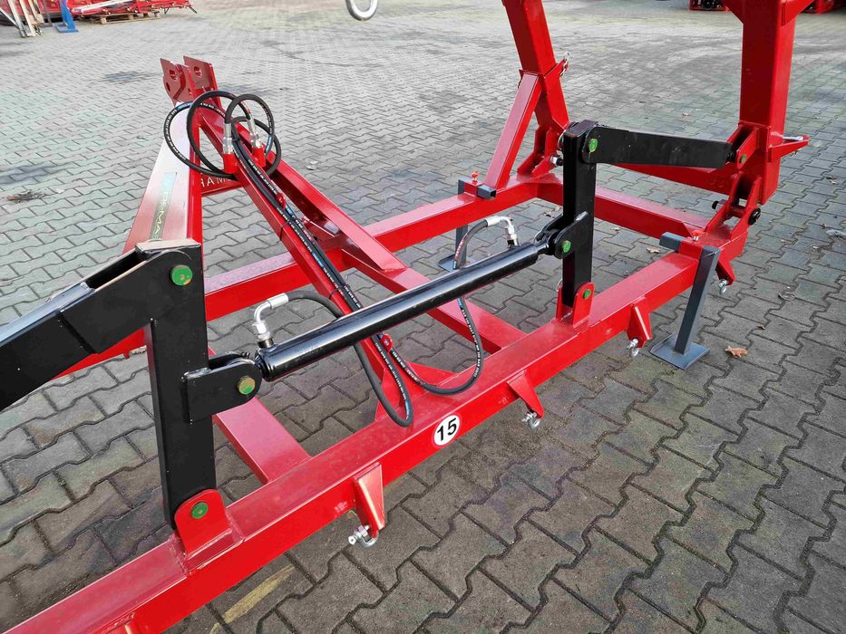 CZĘŚĆ- RAMA do bron/ 5 polowa hydrauliczna