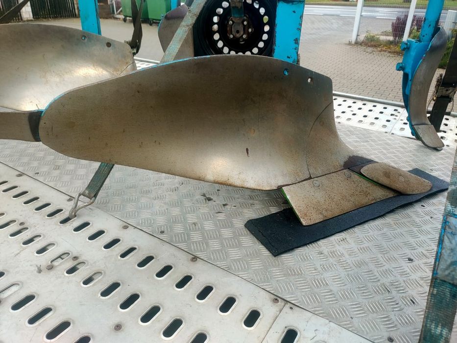 Корпус плуг Lemken лемкен Рабе верк Rabe werk полосовий