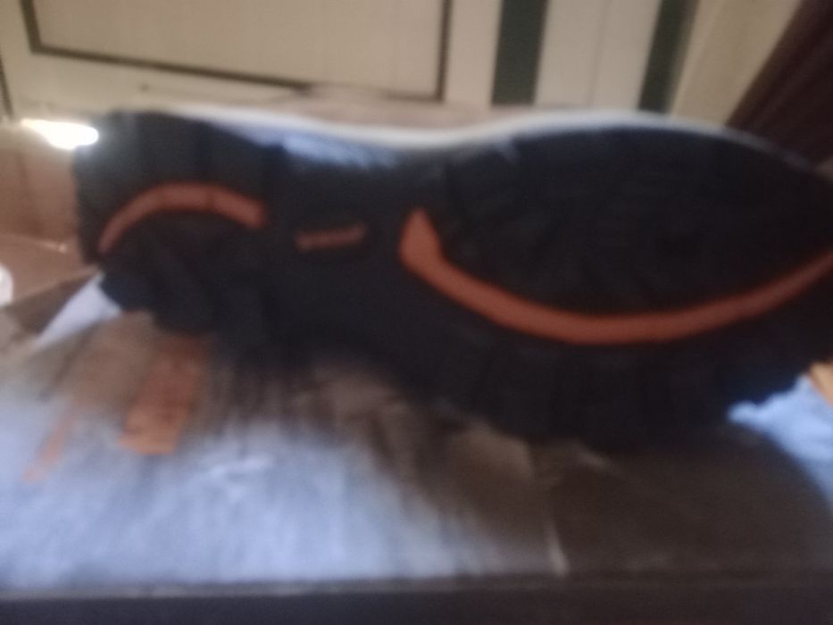 Bota de segurança no trabalho