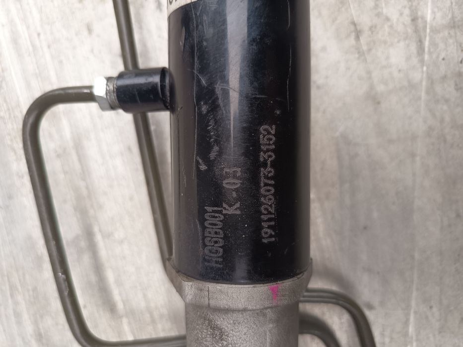 Продам рулевую рейку Субару форестер