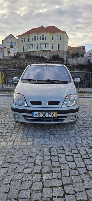 Renault Scenic 1.9 DCI