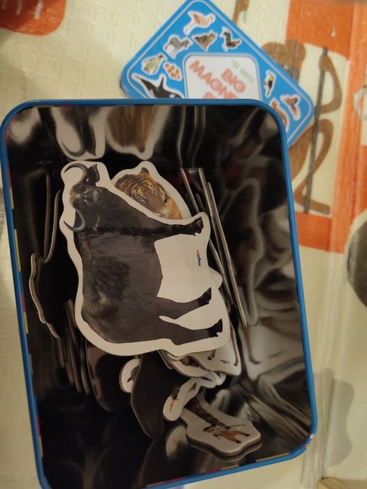 Доска магнітна та для малювання