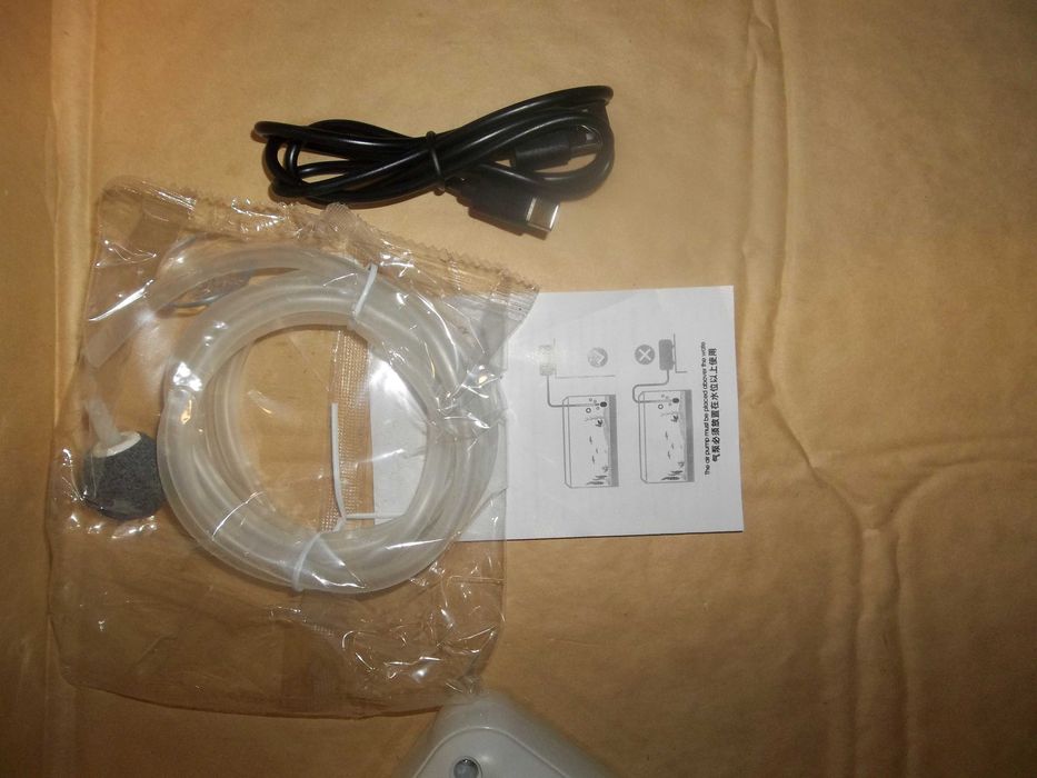 Брендовый аквариумный компрессор. тихий. электро катушка. Автономный.