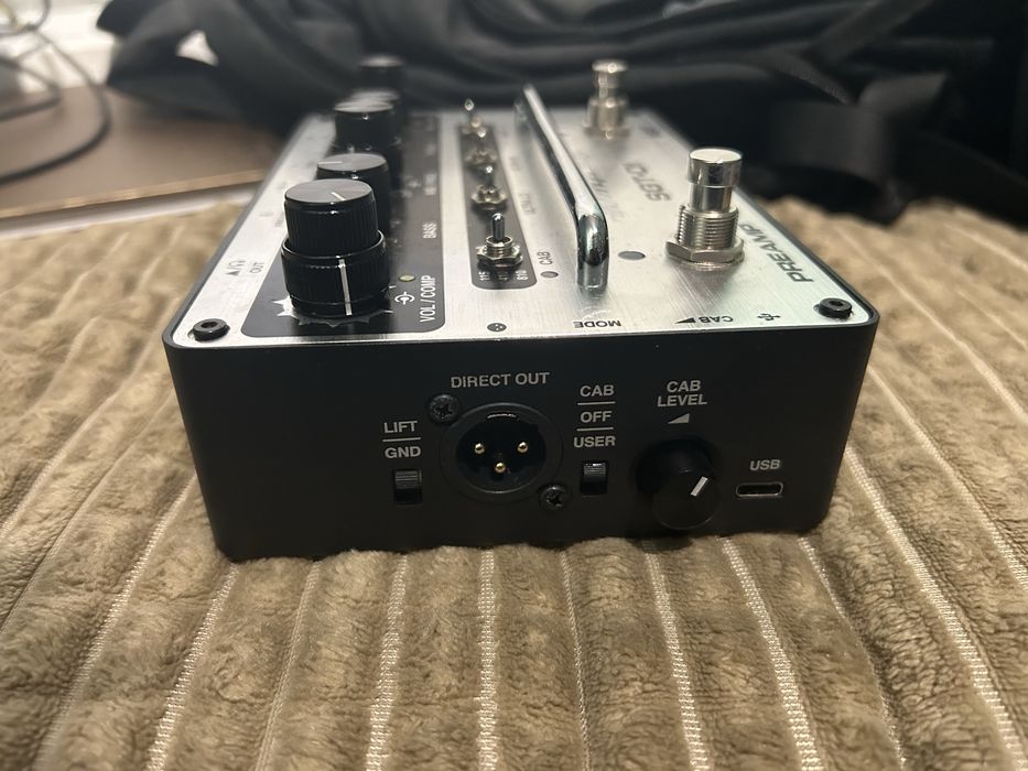 Ampeg SGT DI preamp baixo
