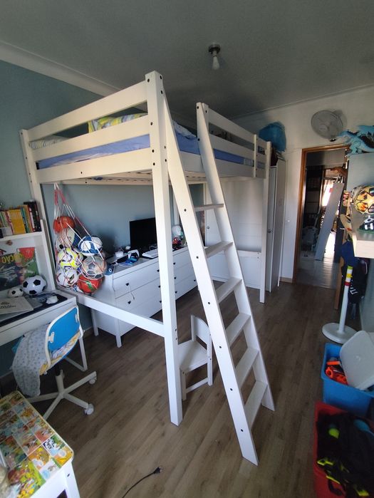 Cama alta casal Stôra IKEA