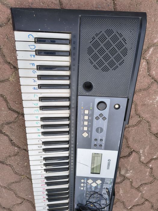 Keyboard Yamaha YPT-230