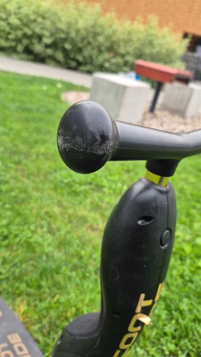 Jeździk Scoot and Ride