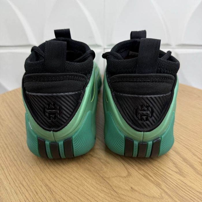 Оригінальні баскетбольні кросівки Adidas Harden Volume 9