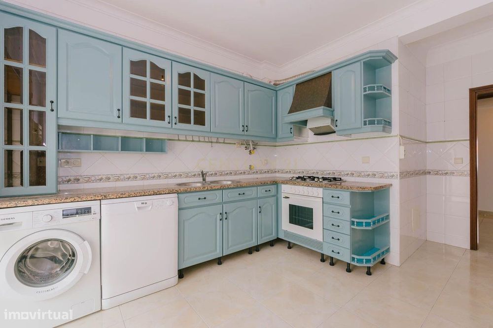 Apartamento T2 no Samouco com terraço