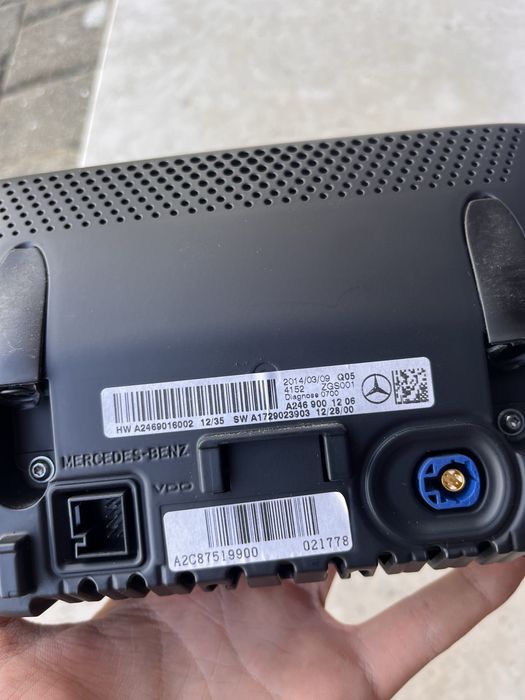 Ecrã Original Mercedes 2015