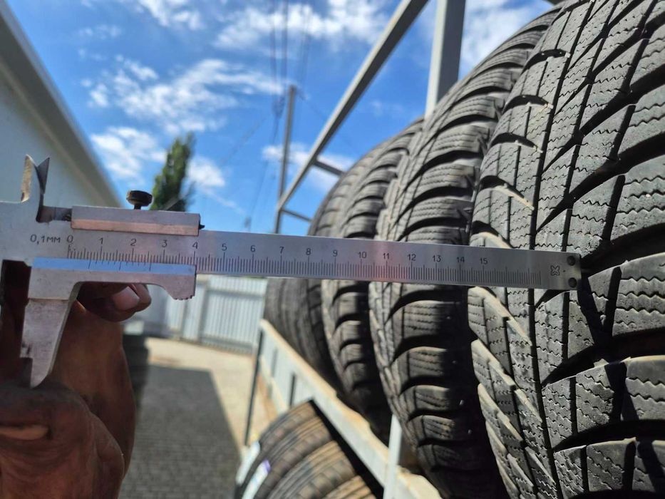 Зимові шини Bridgestone