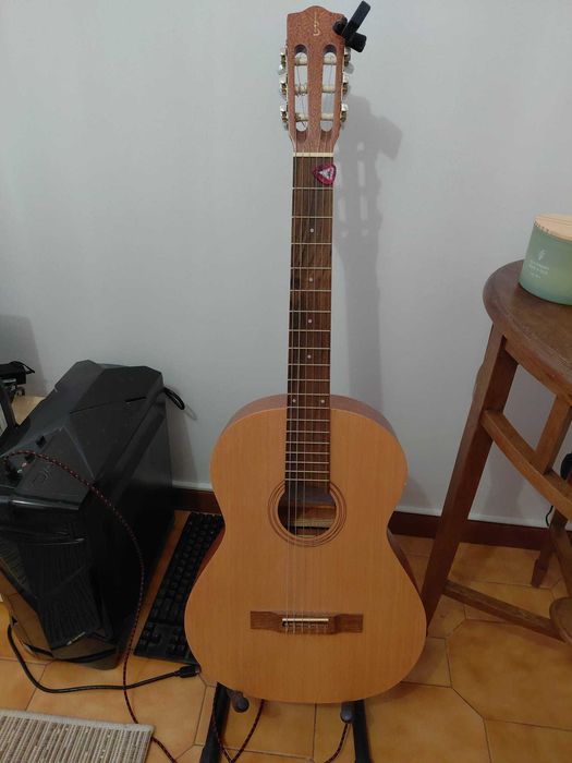 Guitarra Acústica (Violão) Antonio Pinto de Carvalho (APC)