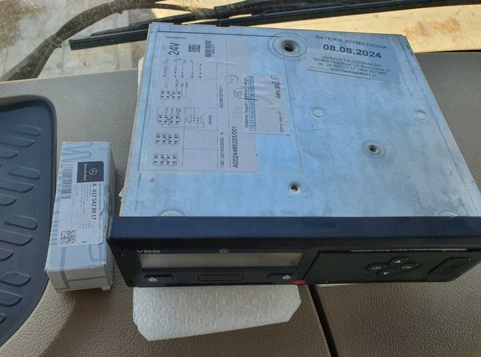 Tachograf cyfrowy Mercedes Actros z impulsatorem