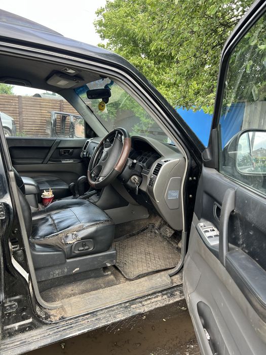 Mitsubishi Pajero Wagon 3.2 дизель AT