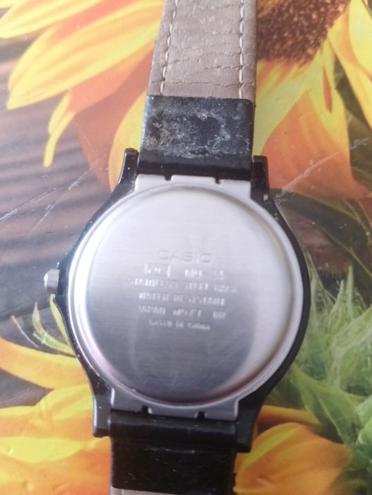 Casio MQ24        .