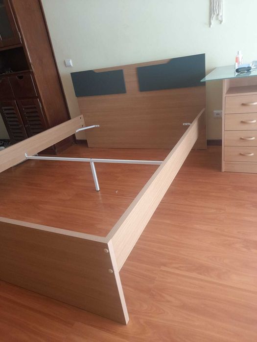 Cama casal 190x140 como nova Aveiro