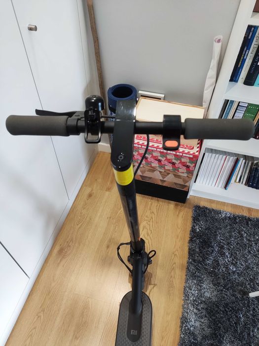 Trotinete Xiaomi MI Electric Scooter Essential