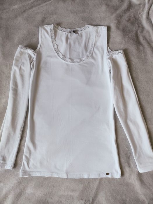 Bluzka z odkrytymi ramionami S/M