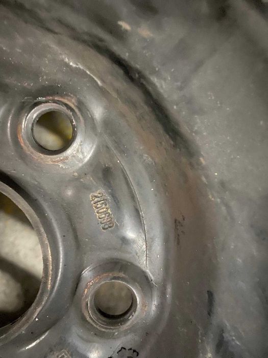 4 jantes em ferro c/ pneus 195/65 R15 Toyota