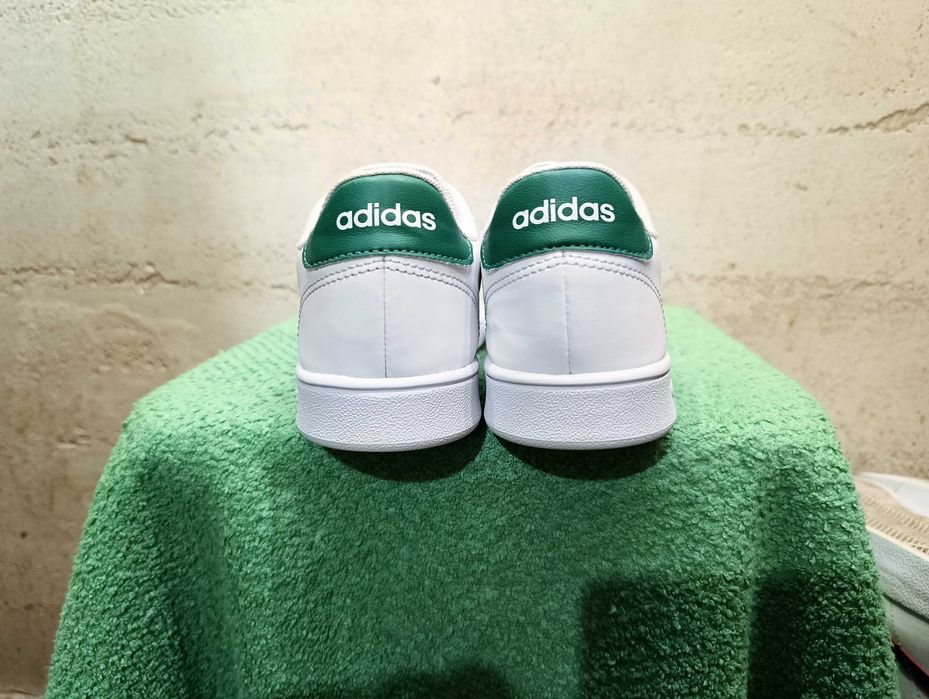 Damskie sneakersy ADIDAS ADVANTAGE r.36 stan idealny