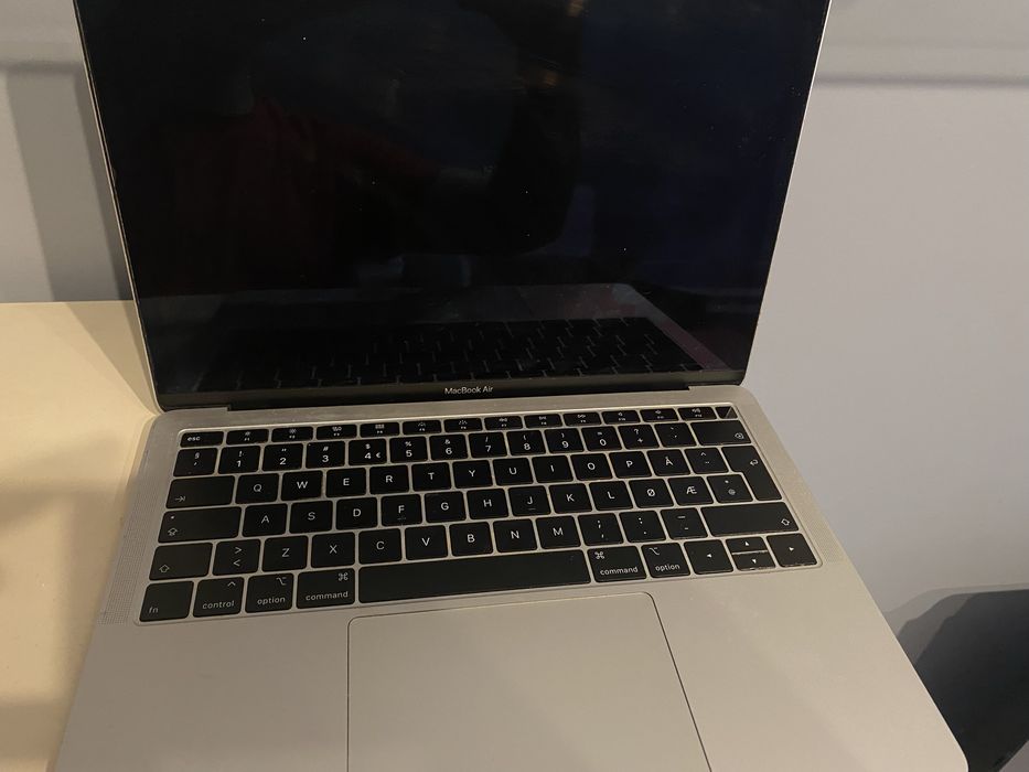 Apple Macbook Air Retina