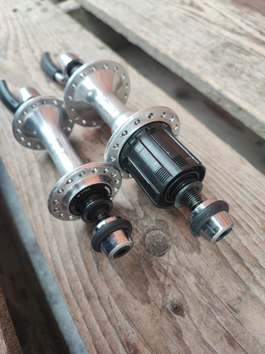 Piasty kół rowerowych Shimano Deore XT M732 7s 32H Retro MTB