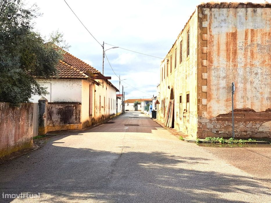 Lote Urbano - Moradia Isolada C/639 m2