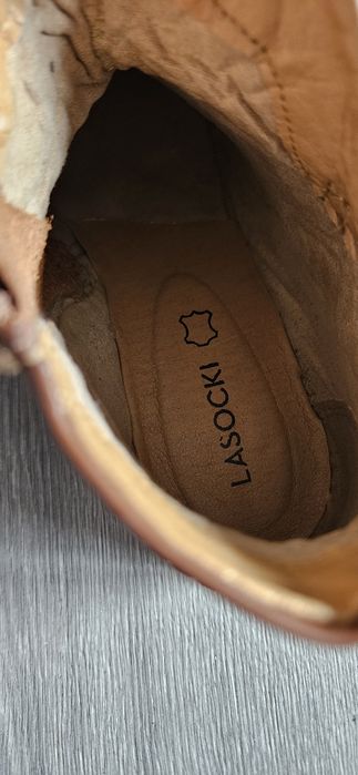 Brązowe botki Lasocki r 39