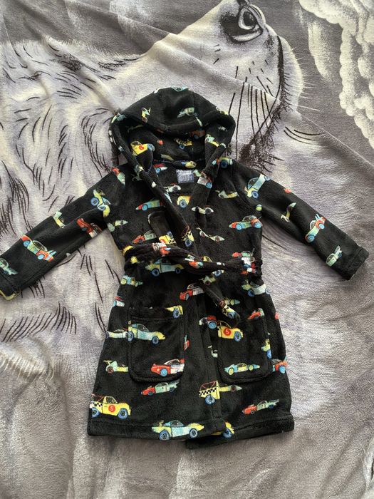 Продам махровий халат на хлопчика