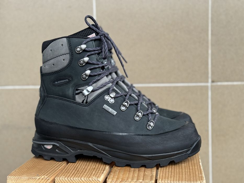 Lowa ботінки черевики трекінгові термо непромокачі merrel Salomon