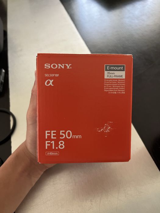 Sony 50mm 1.8 FE - como nova