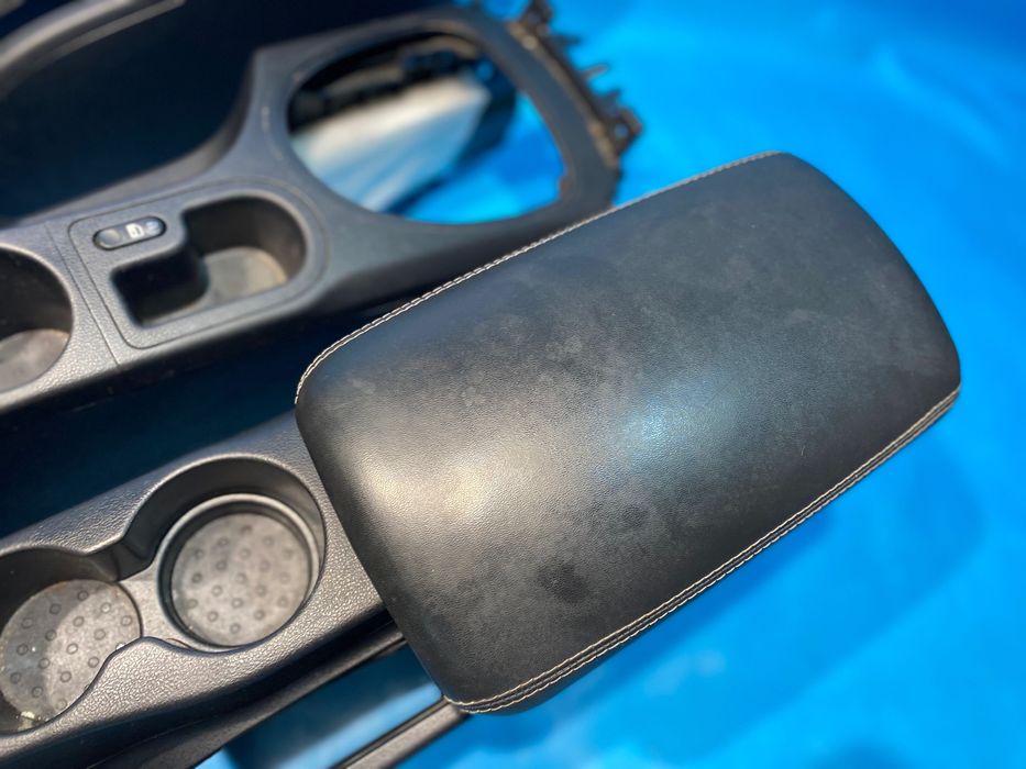 Подлокотник консоль Nissan Qashqai j10 підлокітник Ніссан Кашкай