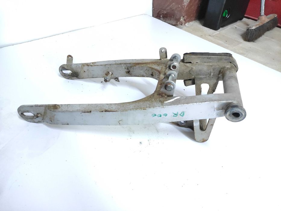 Suzuki dr 600 650. 86do89 Wahacz ślizg łańcucha wszystkie części