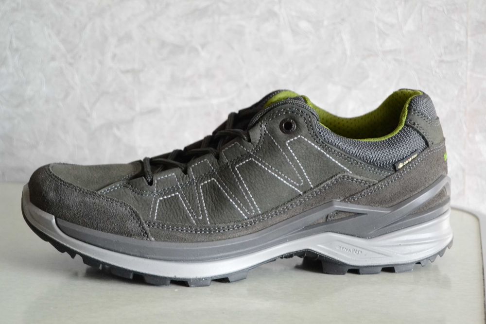 Треккинговые ботинки кроссовки Lowa  ОРИГИНАЛ